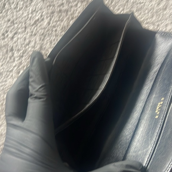 Vintage black Celine wallet - Picture 5 of 8